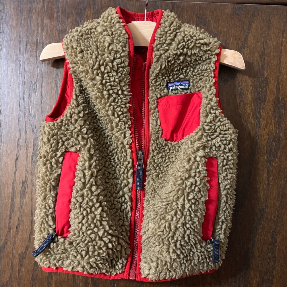 Patagonia Red and Tan Teddy Fleece Vest